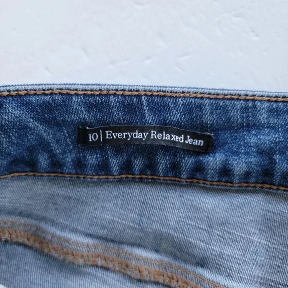 Talbots Everyday Relaxed Ankle Jeans Blue Denim Women Size 10 High Waist - Picture 11 of 13